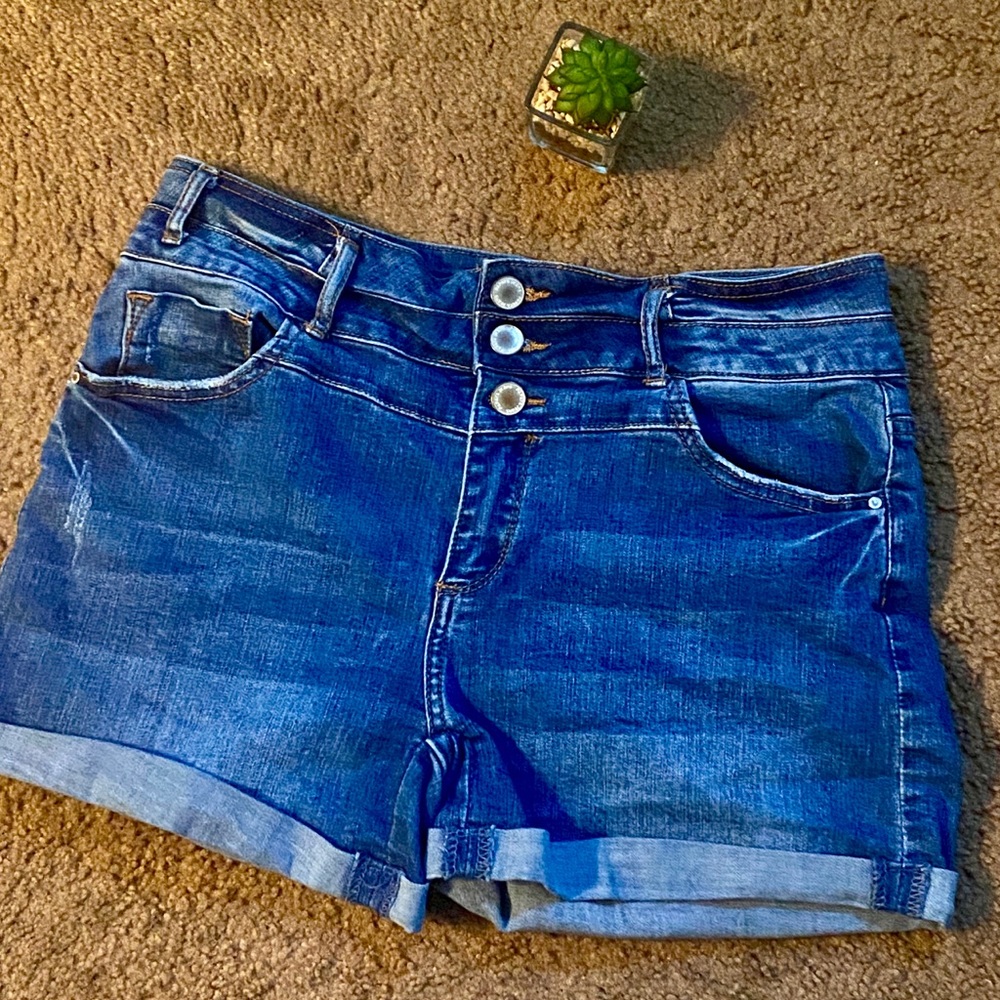 PAPAYA HIGH RISE CUFF SHORTS Size Large - Picture 3 of 13